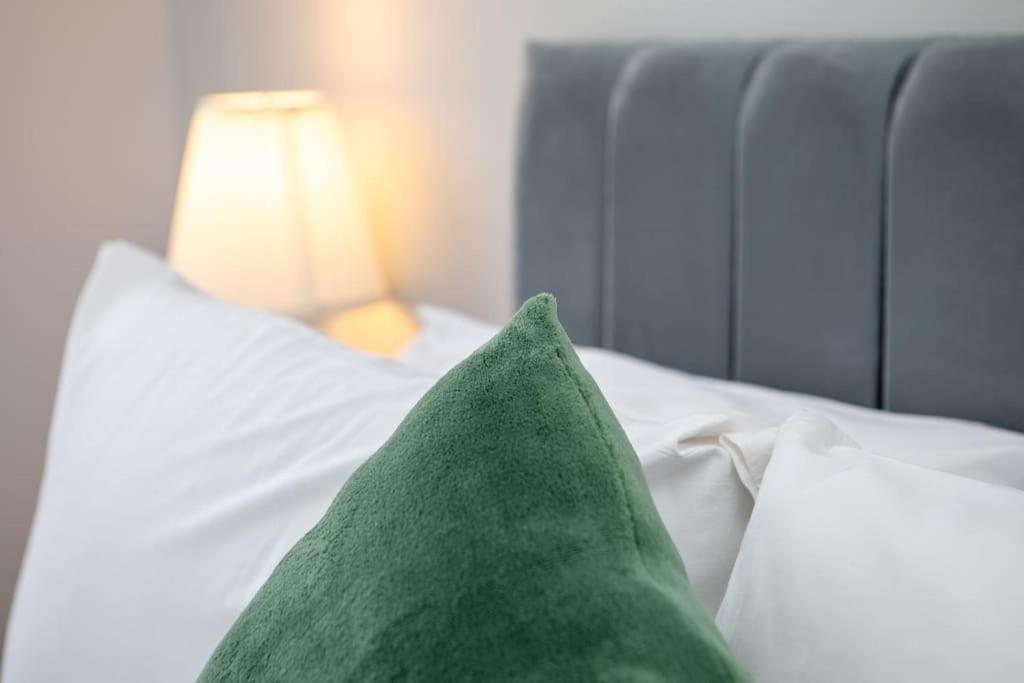 Modern Apartment Free Parking Double Bed Suite 5 نوتينغهام المظهر الخارجي الصورة